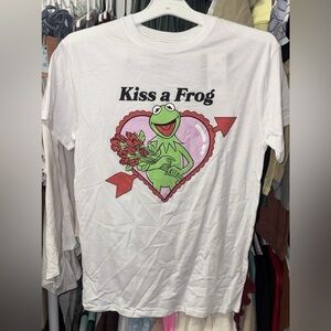 New item.. Disney White Kermit 'Kiss a Frog' Tee